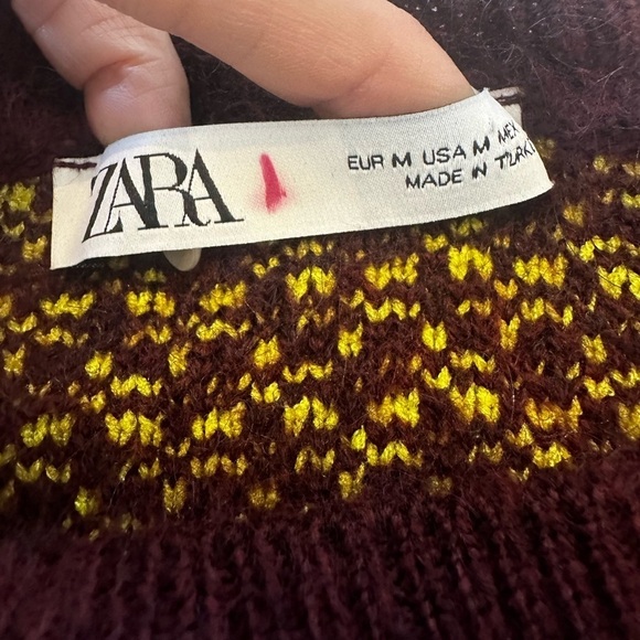 Zara Burgundy Checkered Cut-Out Knit Sweater - Picture 13 of 14